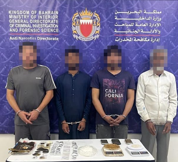 إدارة مكافحة المخدرات: القبض على عددا من الأشخاص بحوزتهم 5 كيلوجرام من المواد المخدرة تبلغ قيمتها حوالي 83 ألف دينار<